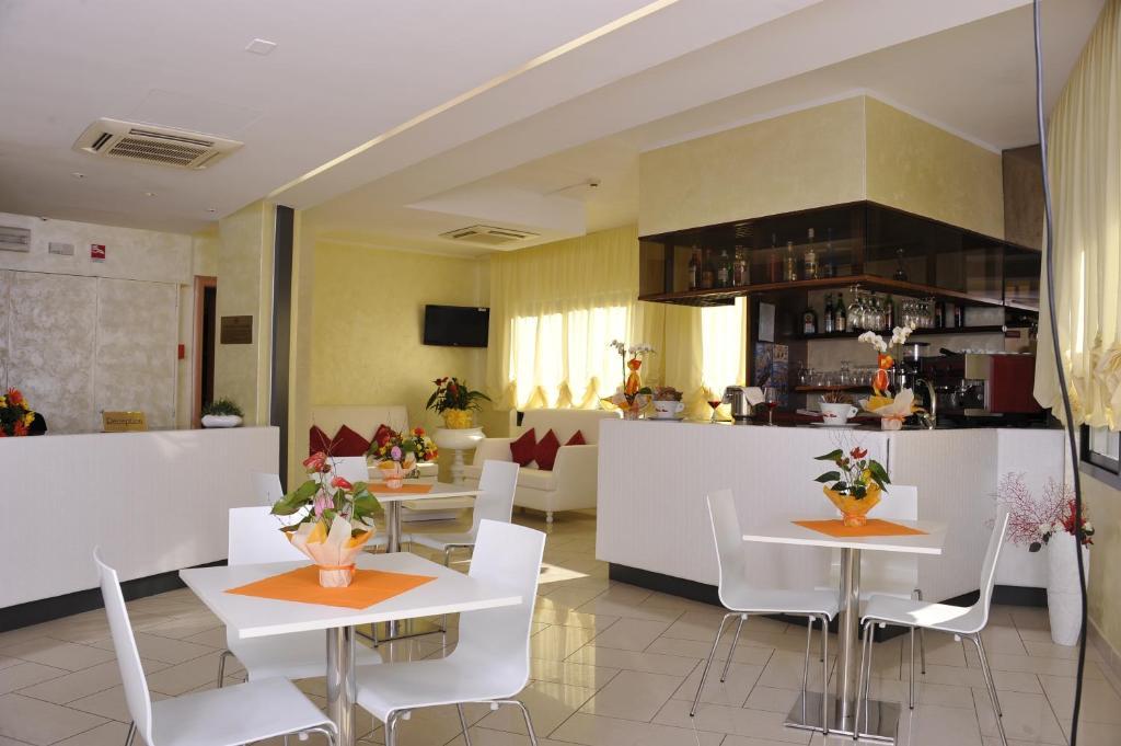 Hotel Fantasy Rimini Kültér fotó